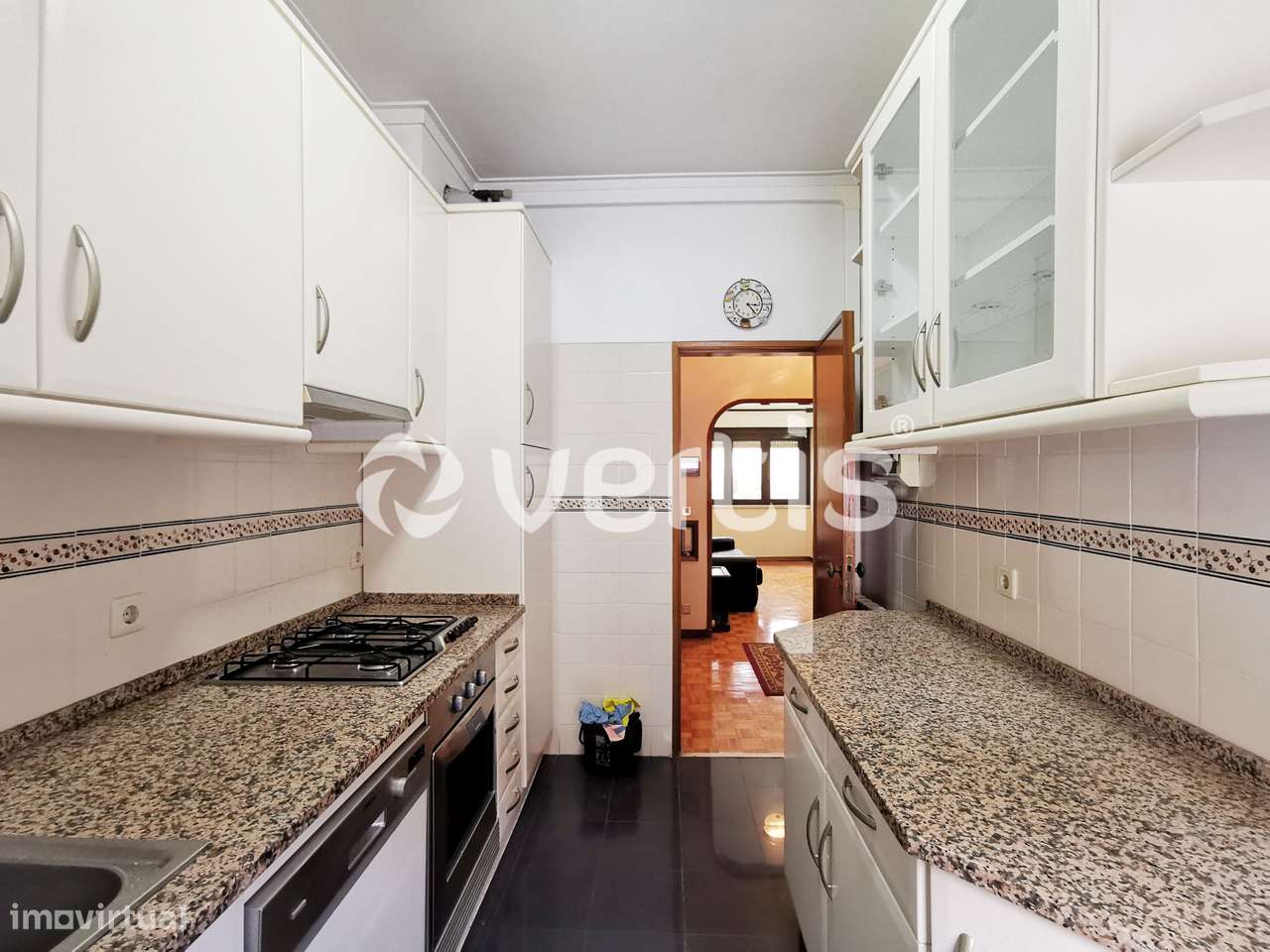 Apartamento T2 no centro de Carcavelos - Grande imagem: 5/20