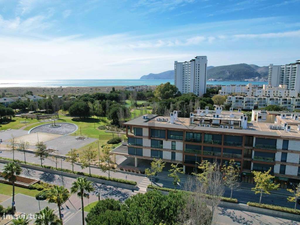 Apartamento T1+1, possível T2, para Venda em Troia - Grande imagem: 2/33