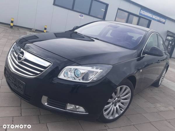 Opel Insignia 2.8 Turbo 4x4 Sport - 1