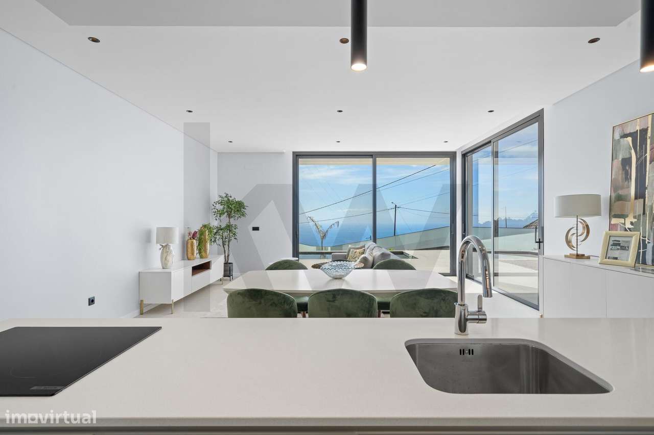 Moradia Térrea T3 de estilo moderno com Piscina e Vista Mar — Alta Qua - Grande imagem: 5/52