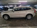 Volvo XC 60 T4 Momentum Pro - 1