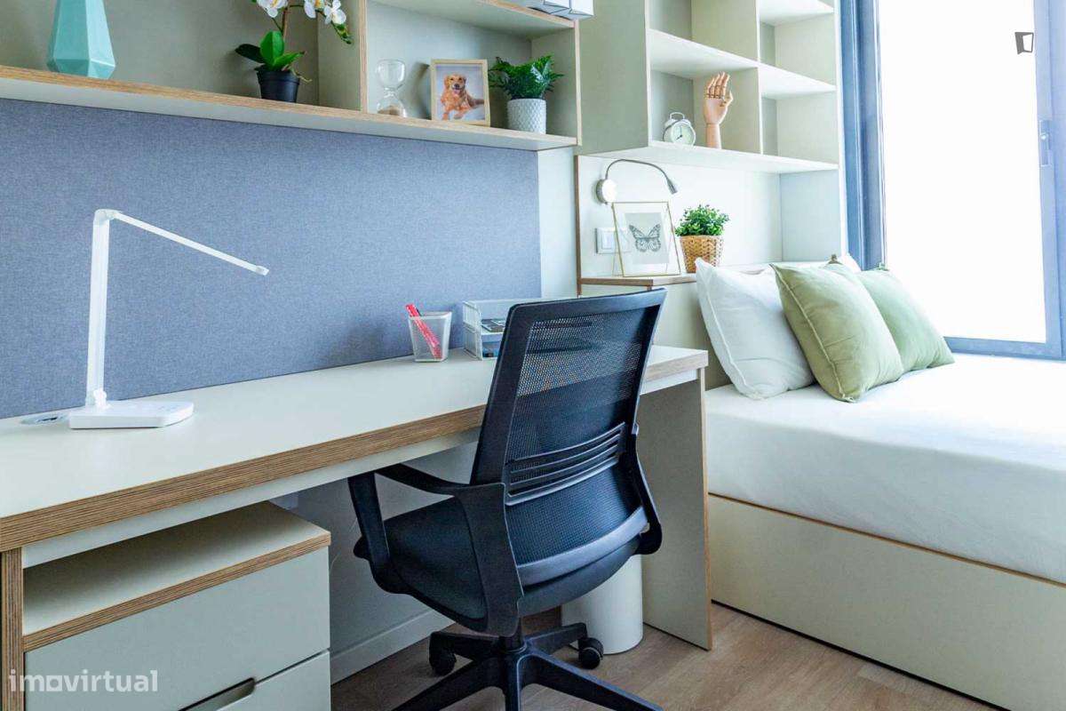 Quarto - localizado em Paranhos Porto - Grande imagem: 4/5