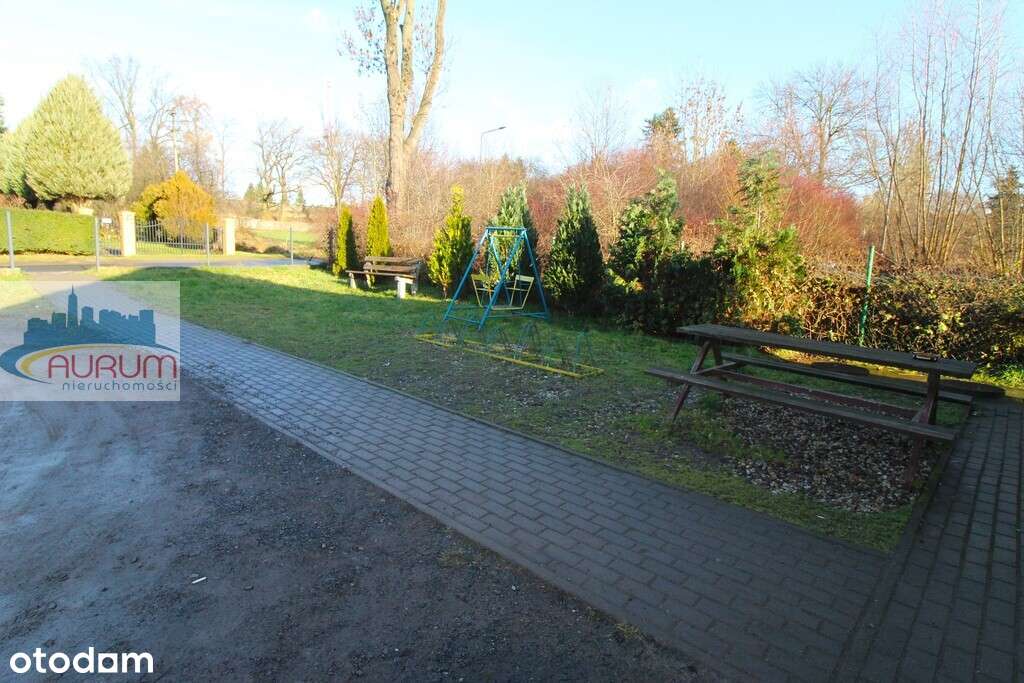 Rozpoczęta budowa, sklep, budynek gospodarczy.-7