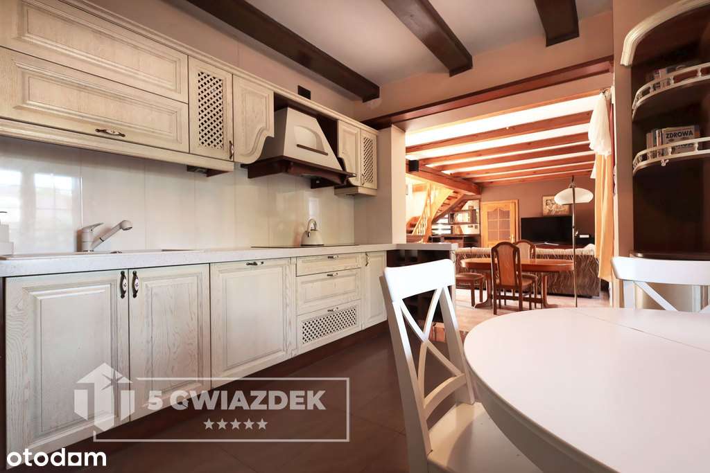 Piękny dom z własną mariną i pomostem nad jeziorem - Pełny obrazek: 5/20