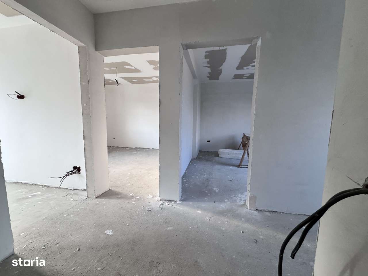 Casa pozitie deosebita P+1+M. 7 cam. Util 173mp. Teren 163mp - Imagine principală: 5/18