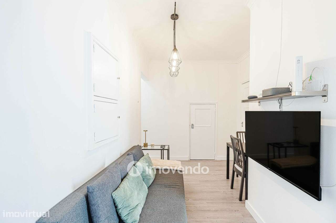 Apartamento T1+1 com terraço de 27m², no Pendão, em Queluz - Grande imagem: 5/46