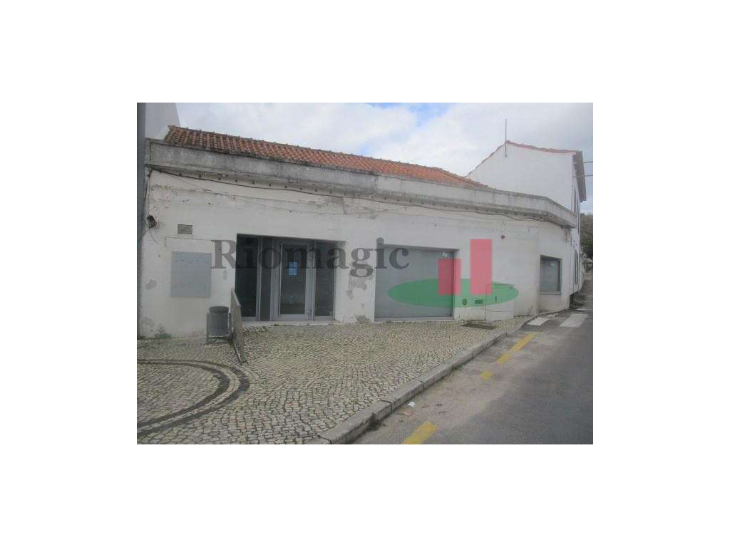 Loja em Vila Nova da Barquinha***RIOMAIC*** - Grande imagem: 1/7