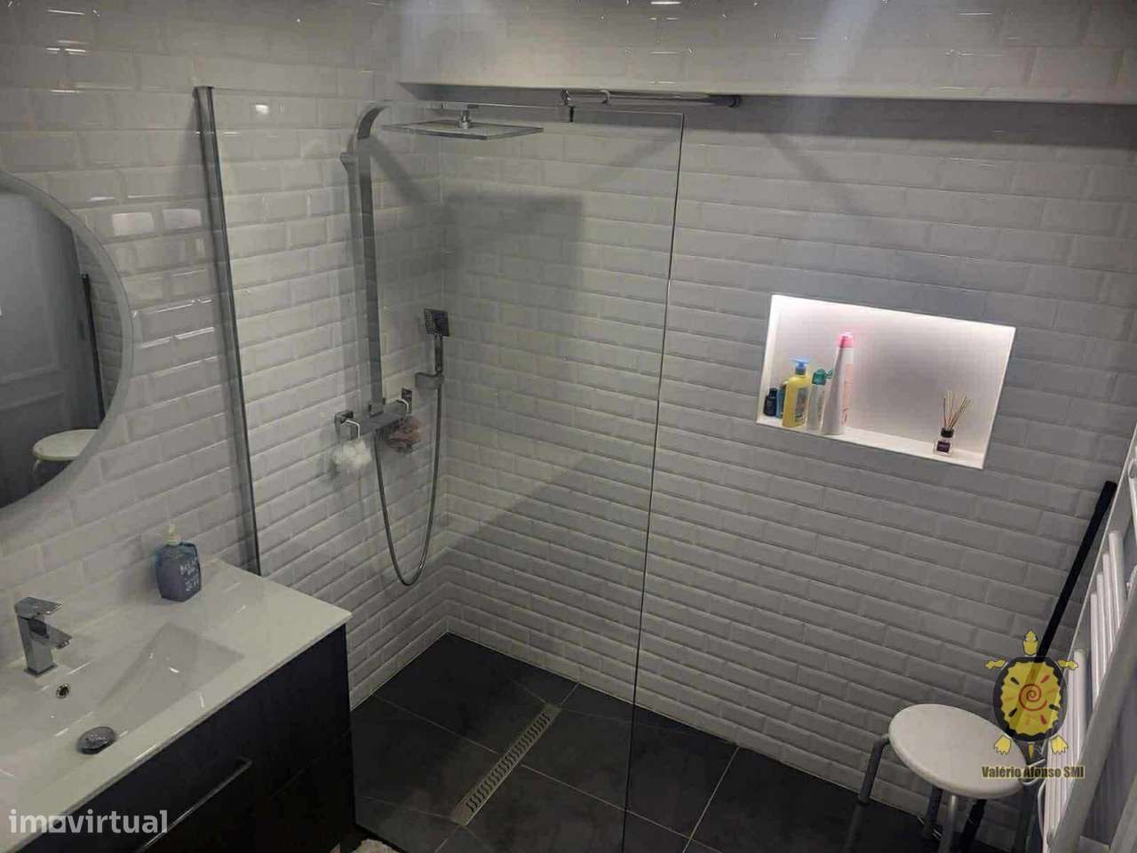 Apartamento T3 Renovado - Praia da Barra-8