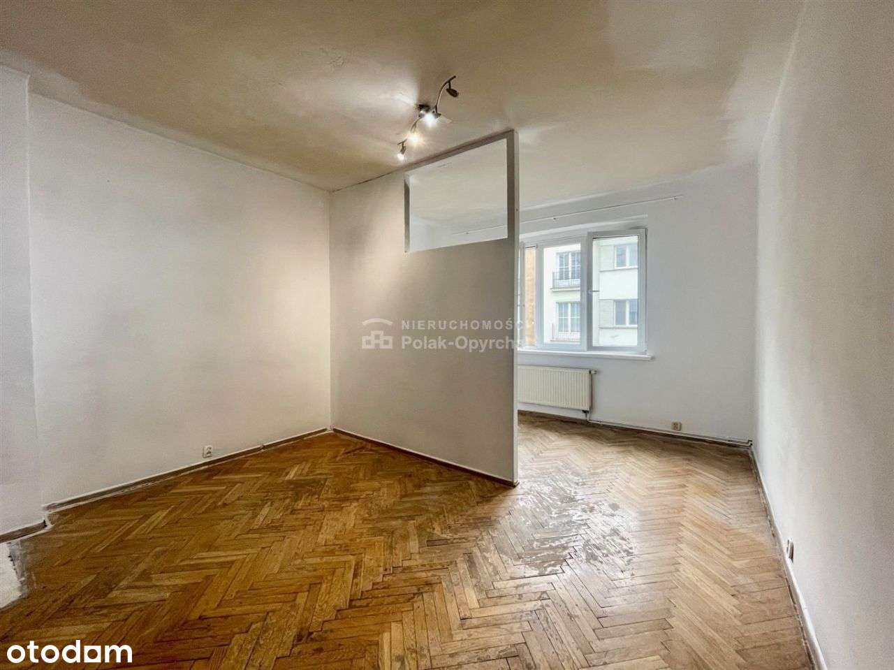 Atrakcyjna lokalizacja w ścisłym centrum - Pełny obrazek: 4/8