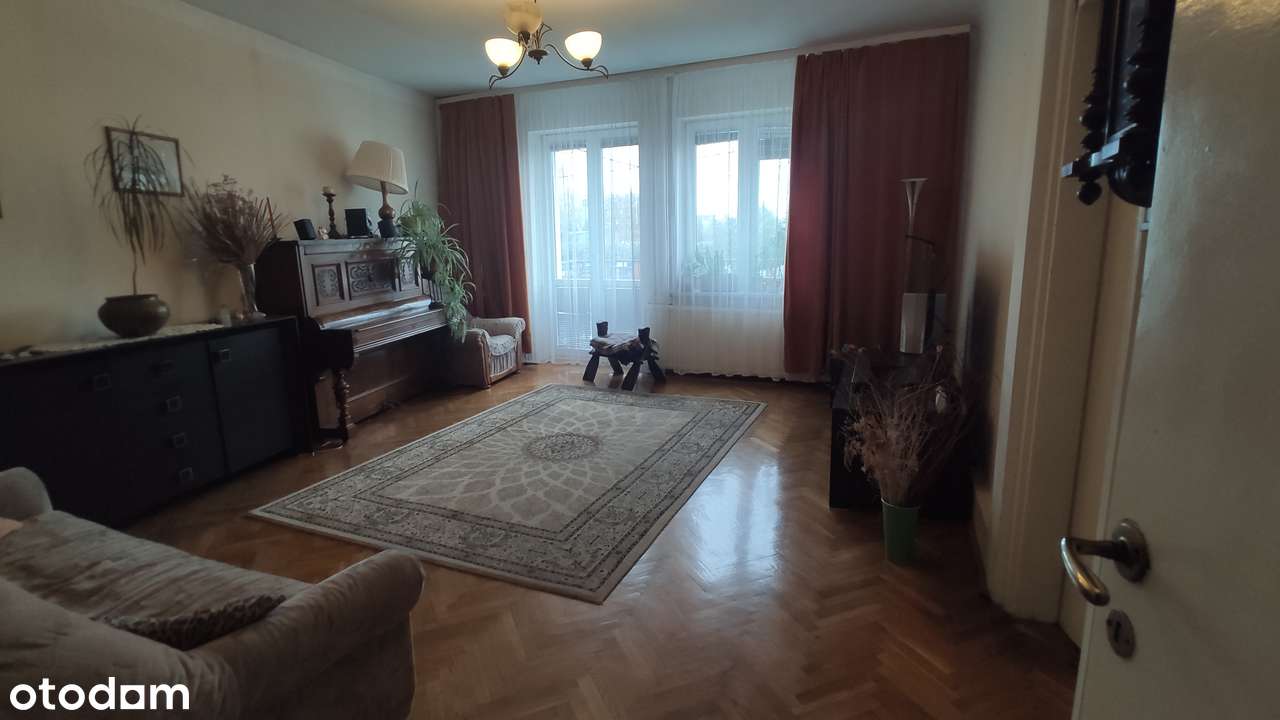 Piętrowy dom dwurodzinny z ogrodem i garażami, Al. Krakowska, Warszawa - Pełny obrazek: 3/10