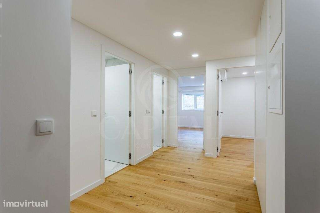 Apartamento T5 Duplex Exclusivo em Primeira Linha de Mar-22