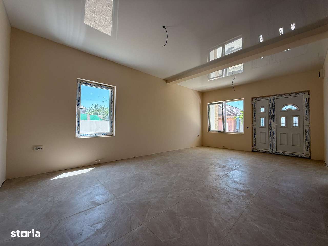 Vilă P+1 cu 4 camere | Năvodari - Imagine principală: 5/14