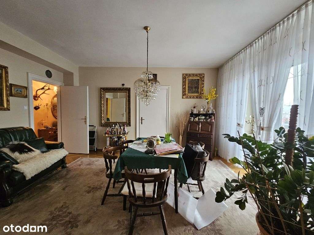 Moderna, 3 pokoje, 109 m2, 5. piętro, winda, klima-1