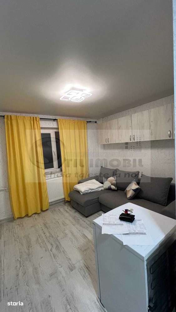 Camera de camin cu baie proprie  - in spate la JUMBO- pret 30000 euro-0