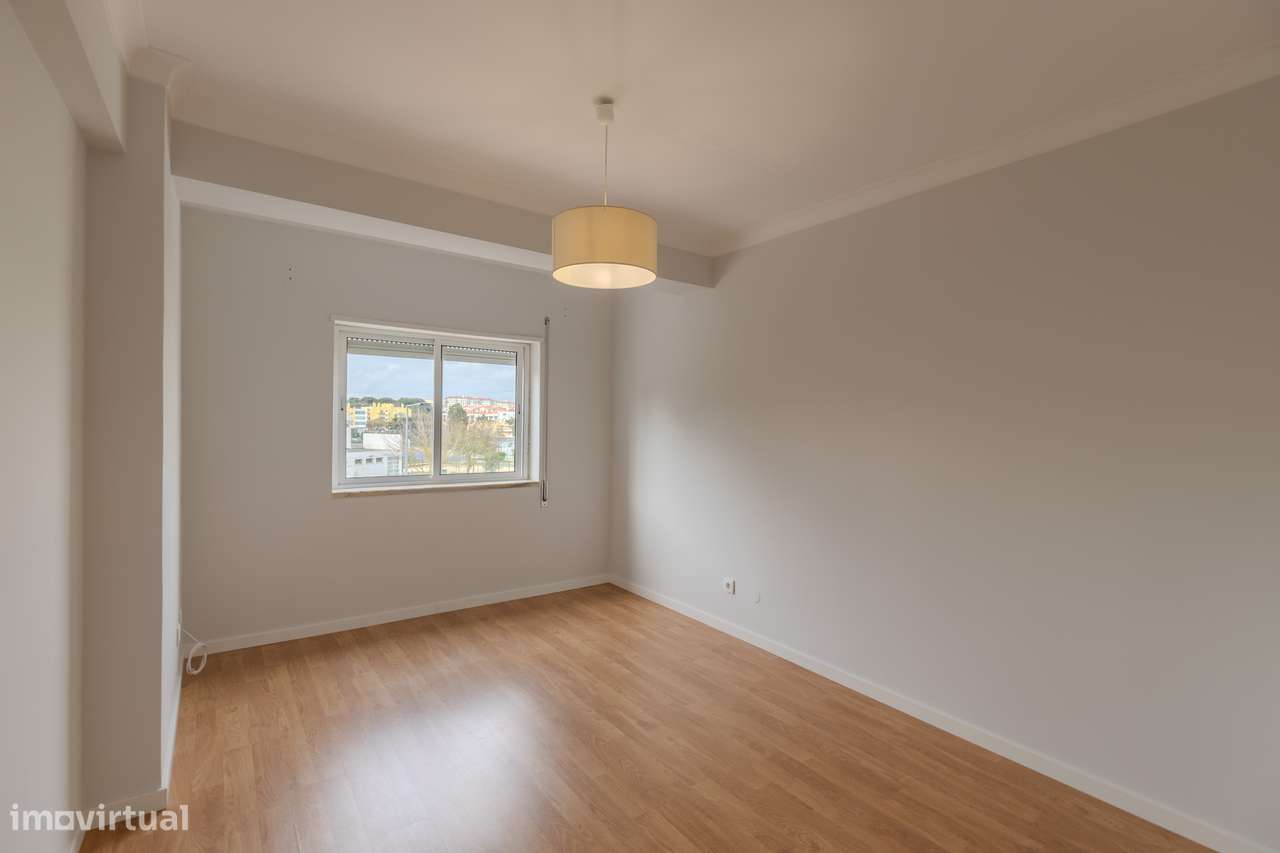 Apartamento T2 do ano 2001-17