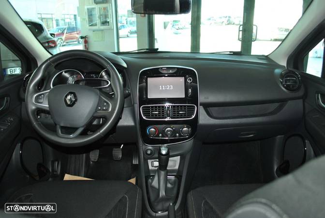 Renault Clio Sport Tourer 1.5 dCi Limited - 28