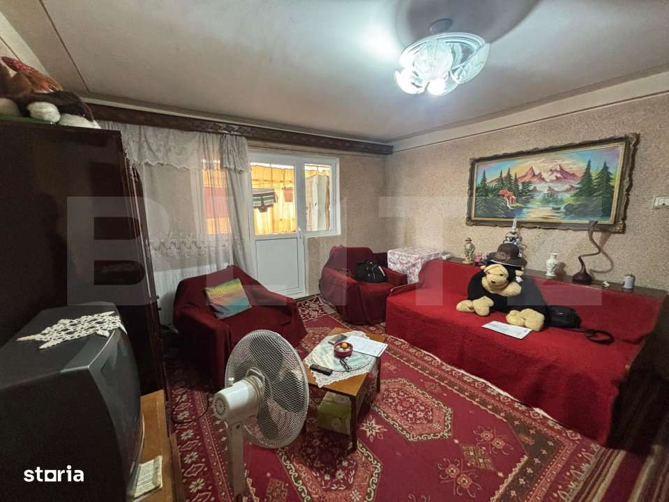 Apartament de vanzare, cu 2 camere, 49 mp, zona Micro 11 - Imagine principală: 3/8
