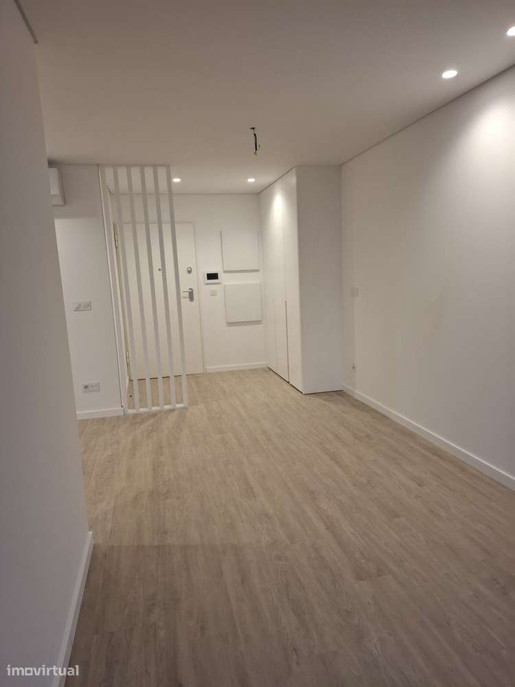 T1 Novo Real para arrendar - Grande imagem: 3/6