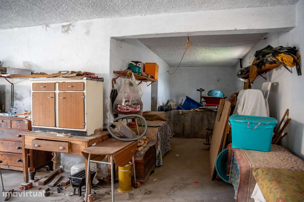 Oportunidade única: conforto, terreno e preço justo-3