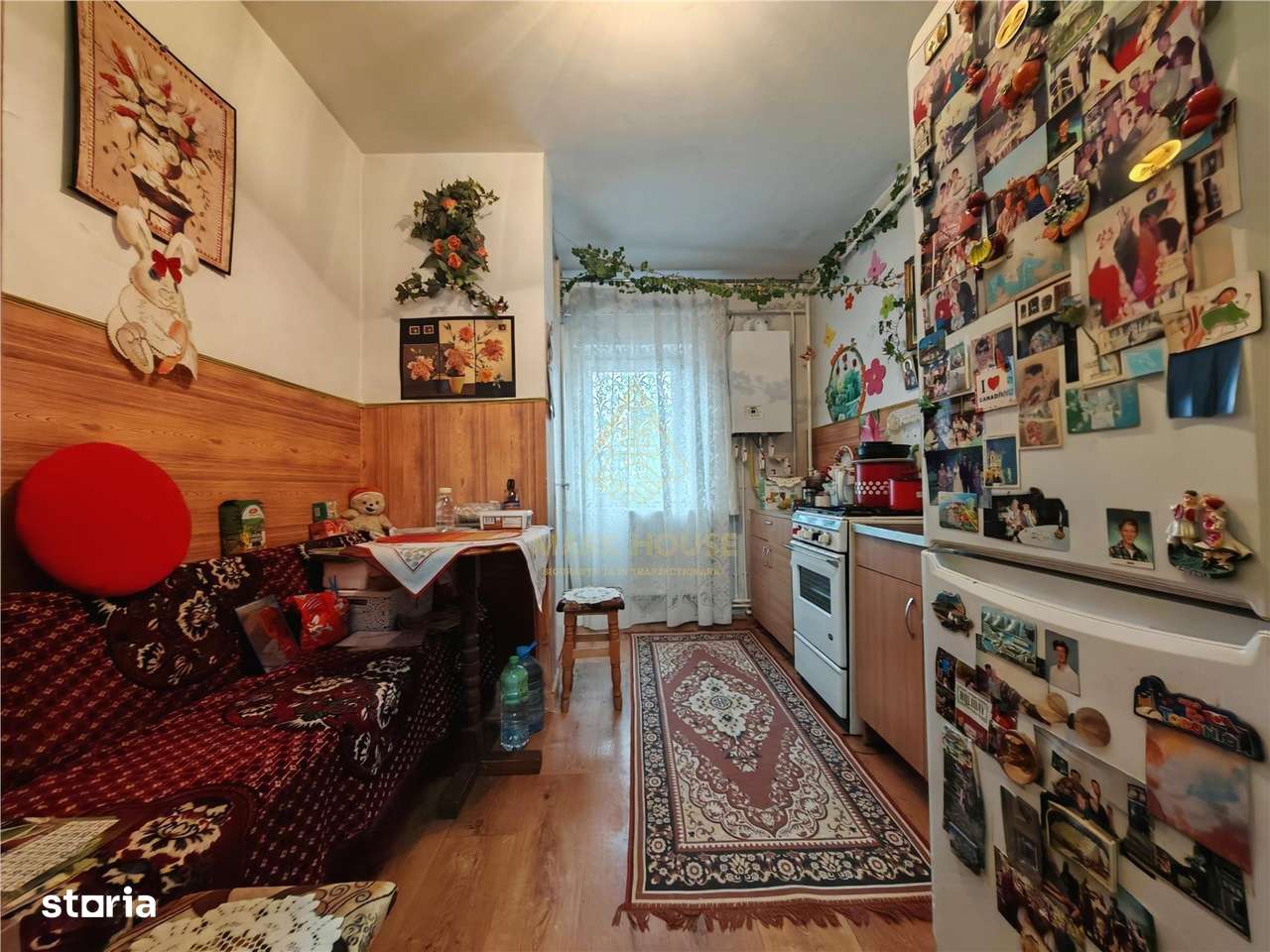 Apartament cu 2 camere de vanzare, zona Cora-0