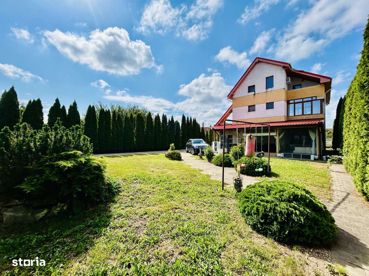 Vila 7 camere - 323 mp utili, teren 1000 mp - Selimbar-0