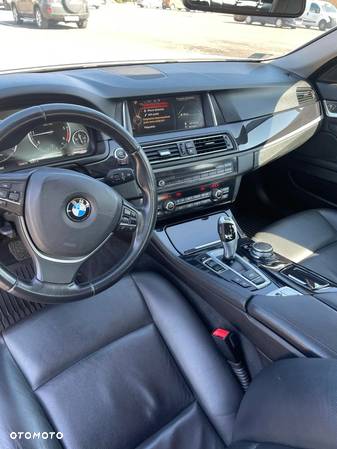 BMW Seria 5 520d xDrive - 6