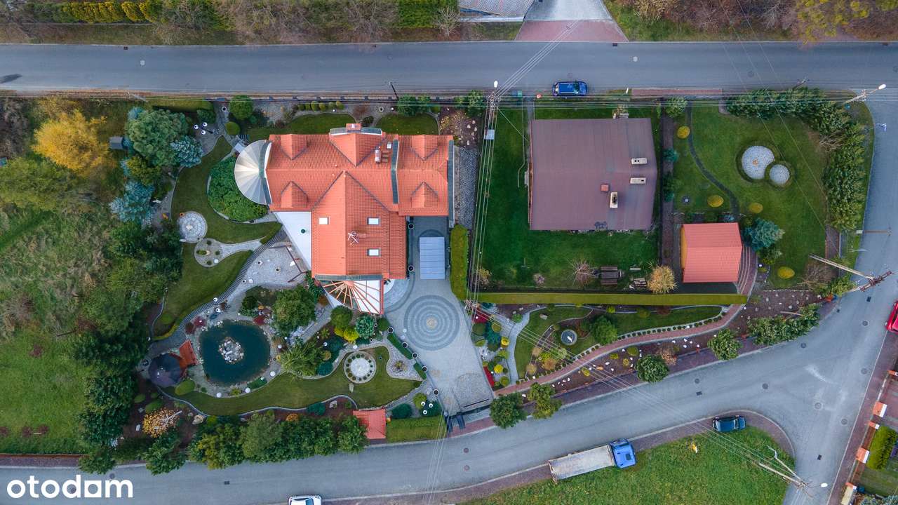 Niezwykły dom w Ustroniu - dla koneserów piękna!-16