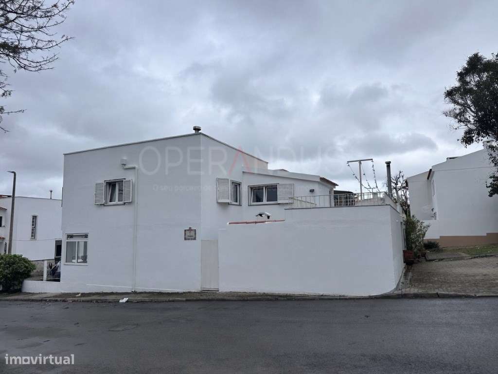 Moradia T3+1 - Cabriz- Sintra-30