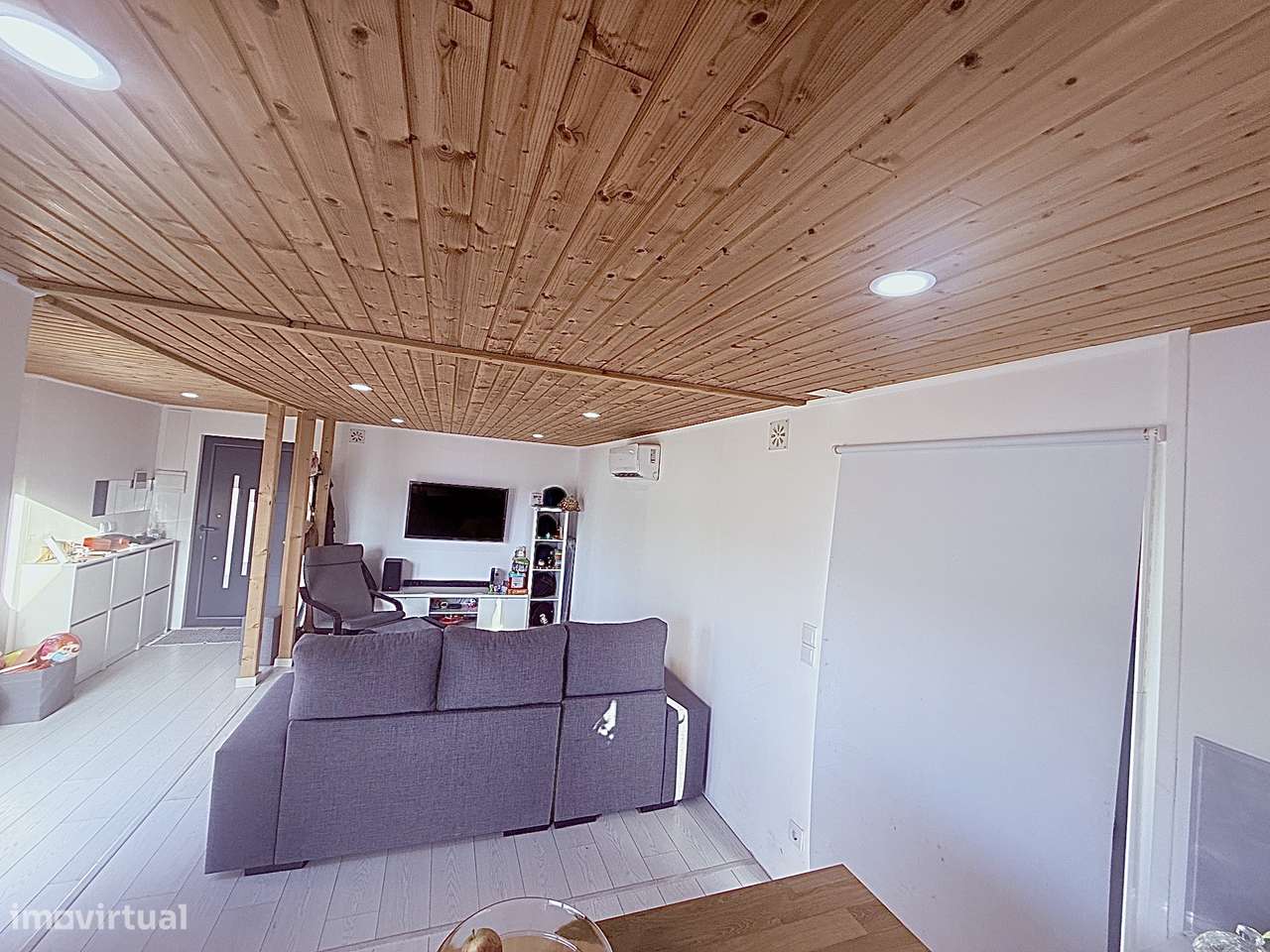 T1 em Santa Iria de Azoia com espaço exterior - Grande imagem: 5/19