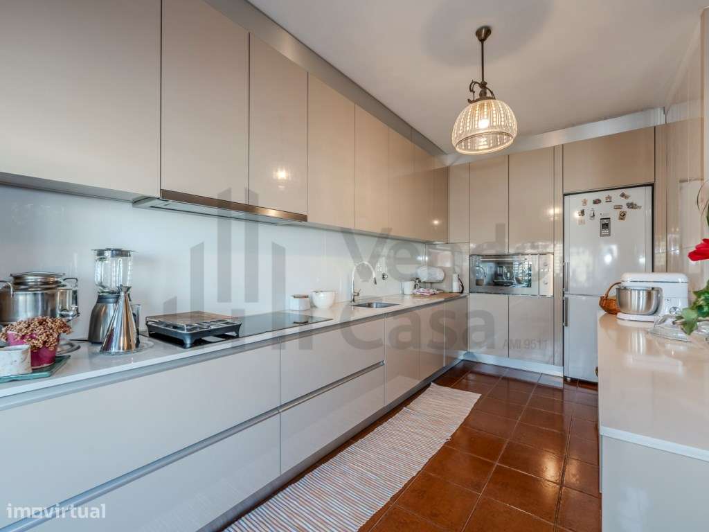 Vende-se T3 - Braga Centro-11