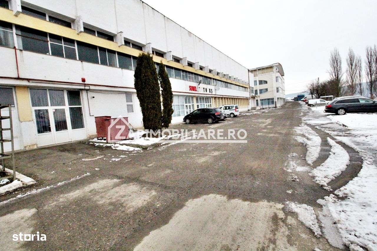 De închiriat 3 hale în zona Tudor - Imagine principală: 2/7