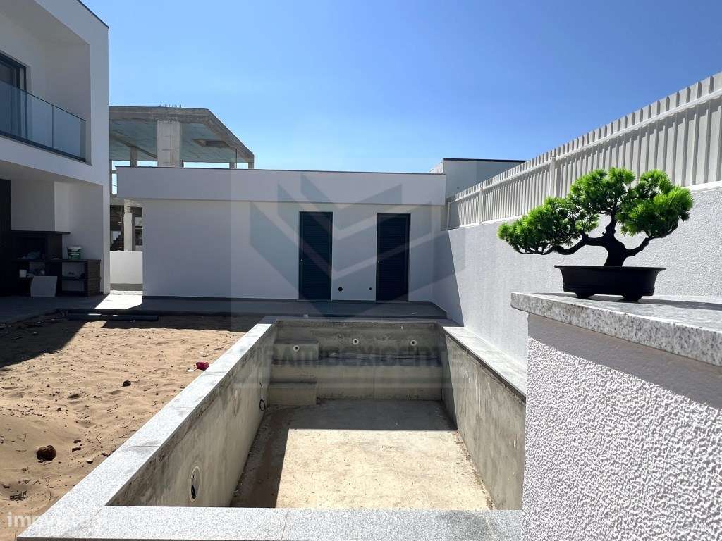 Moradia Isolada, Piscina, Garagem, Jardim Amplo, Azeitão-22