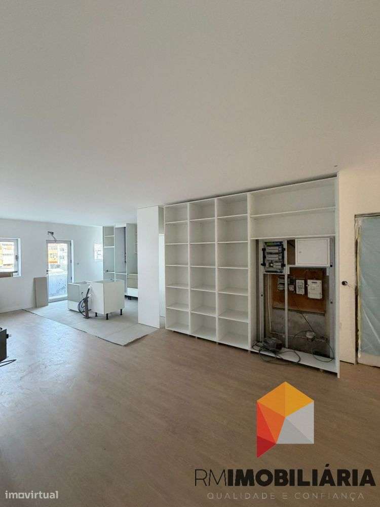 Apartamentos T2+1 NOVOS em Costa Cabral-16