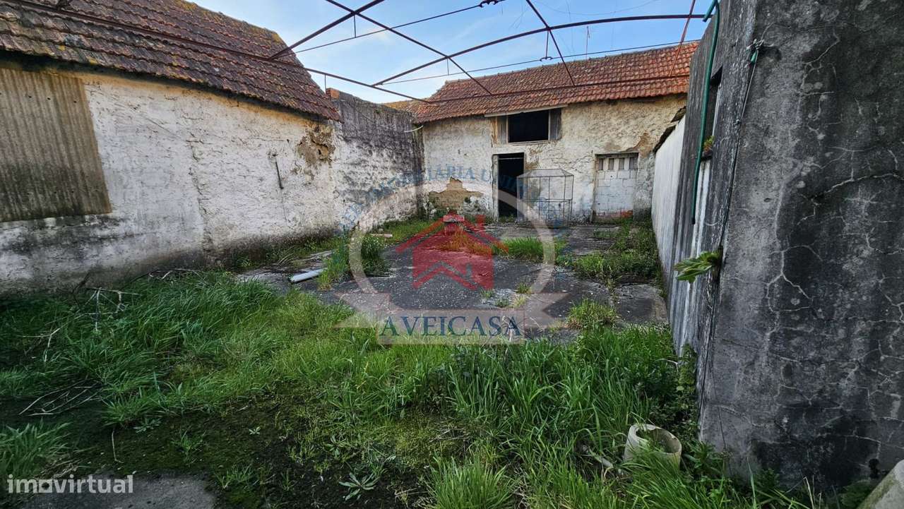 Moradia antiga para recuperar e expandir-18