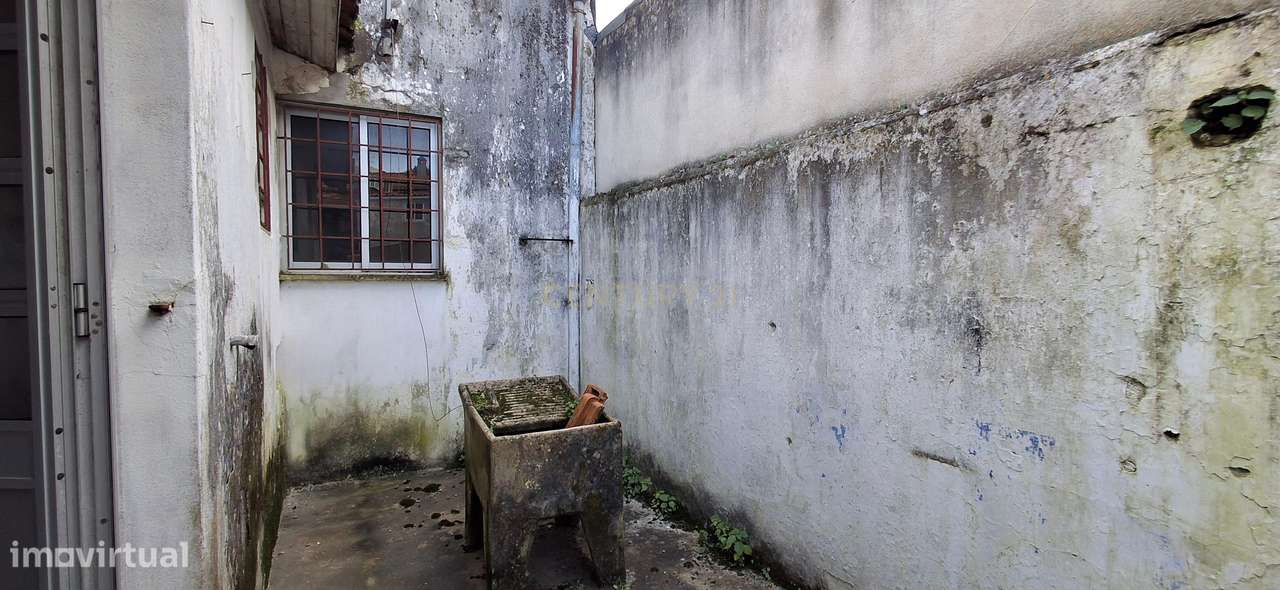 Moradia com Dois Andares no Centro de Coruche com Vista Rio-19