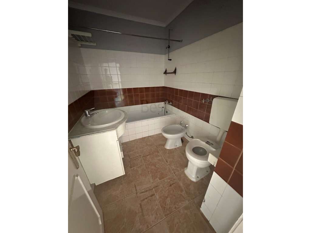 T2 Cacém de Cima - perto de escolas e comercio - Grande imagem: 4/12