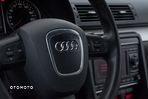 Audi A4 Avant 2.0 TDI DPF quattro S line Sportpaket (plus) - 33