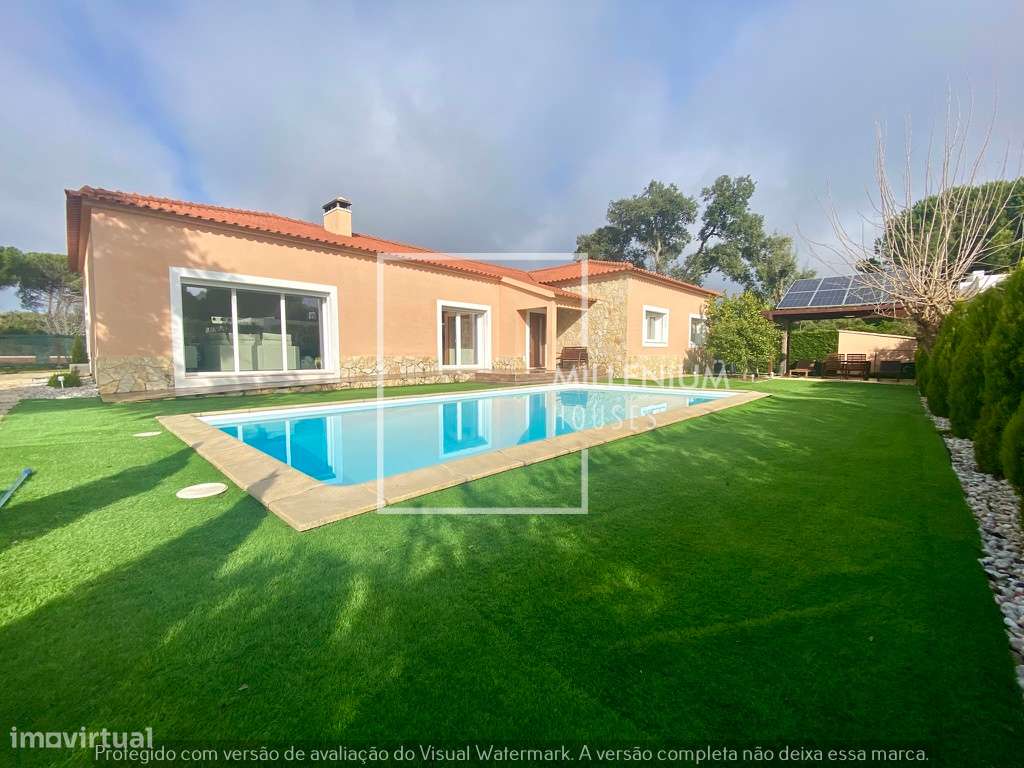 Moradia Térrea V4 com Piscina | Vila Nova de Santo Estêvão-9