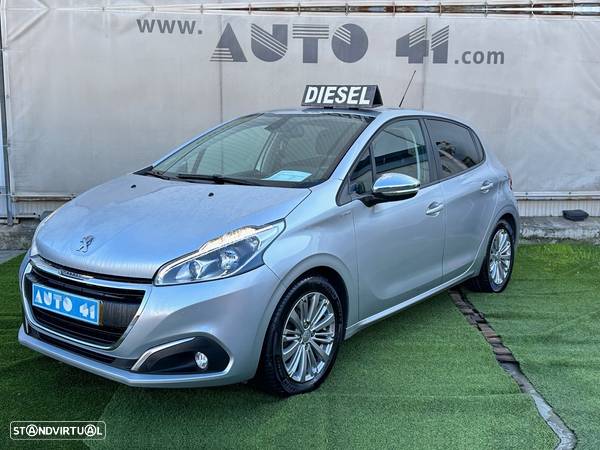 Peugeot 208 1.6 BlueHDi Style - 1