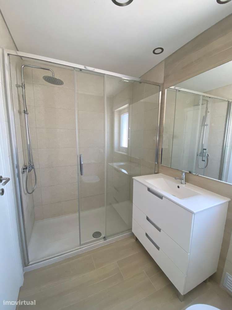 Condomínio Pés na Água T0 e T1 Duplex, na Praia da Lota, Algarve-21