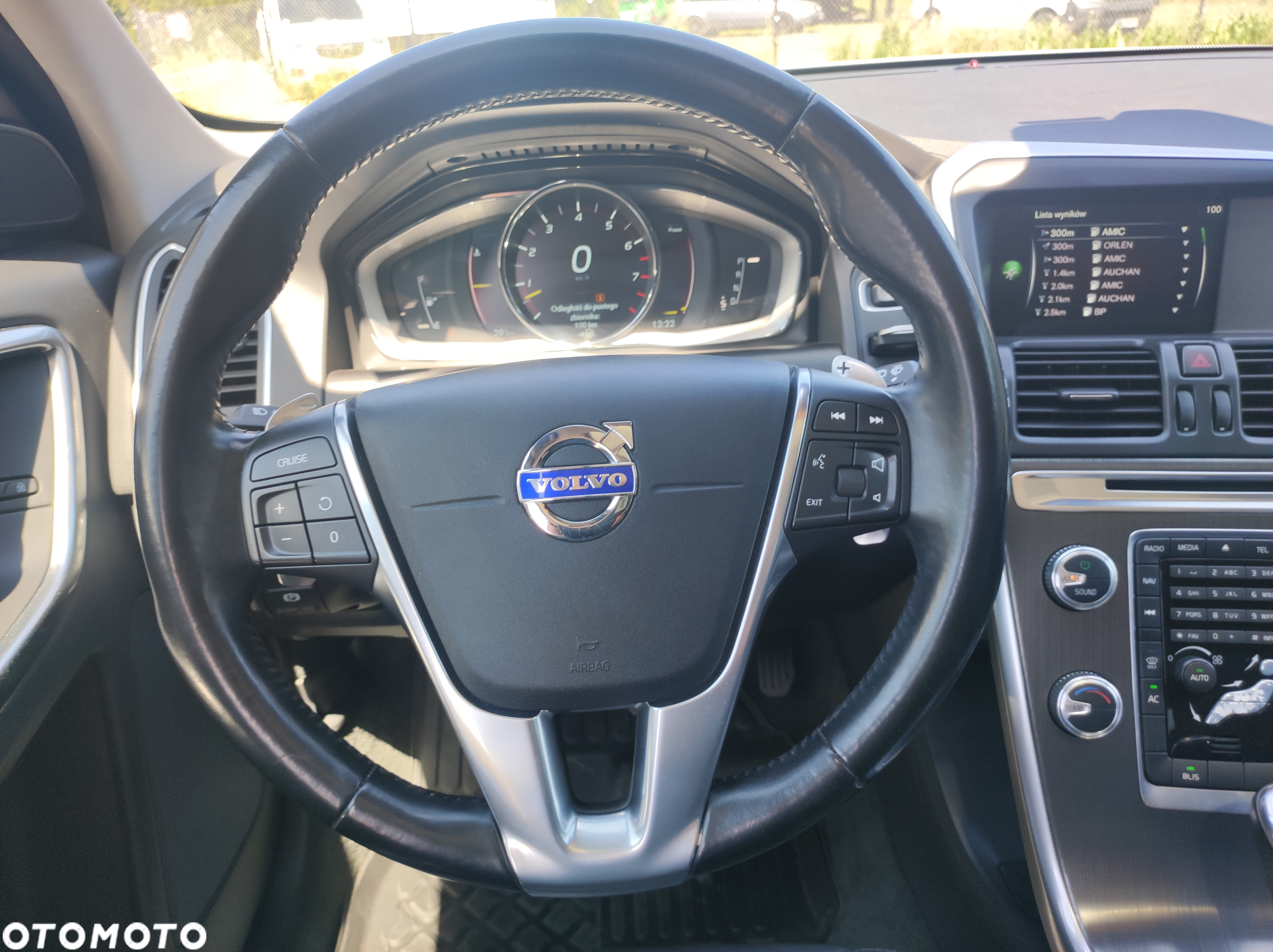 Volvo XC 60 T6 AWD Momentum - 12