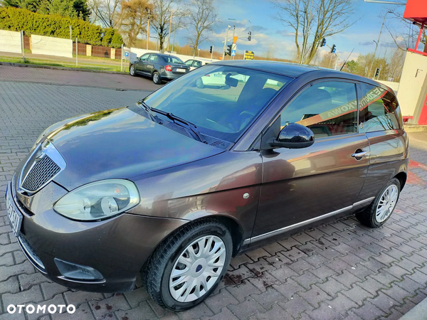 Lancia Ypsilon - 3