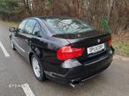 BMW Seria 3 318i - 4