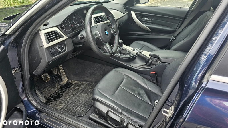 BMW Seria 3 320d Efficient Dynamics - 15