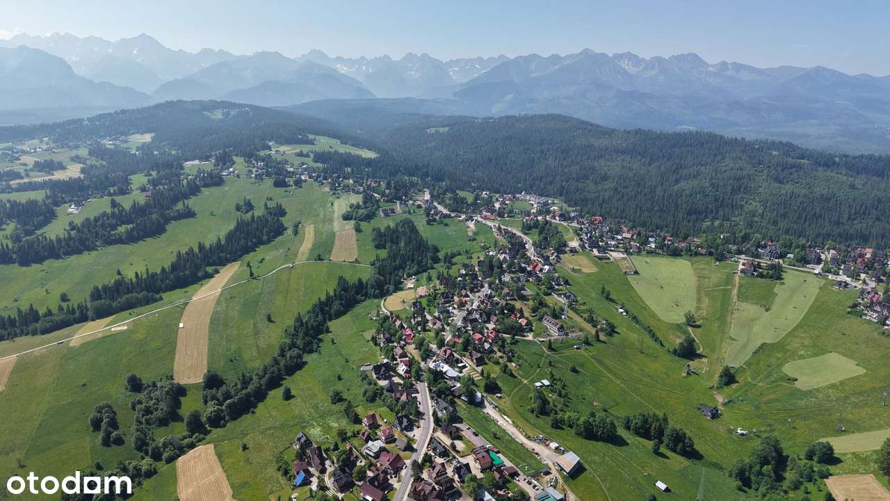 Karczma w Bukowinie Tatrzańskiej przy drodze z lokalami mieszkalnymi-16