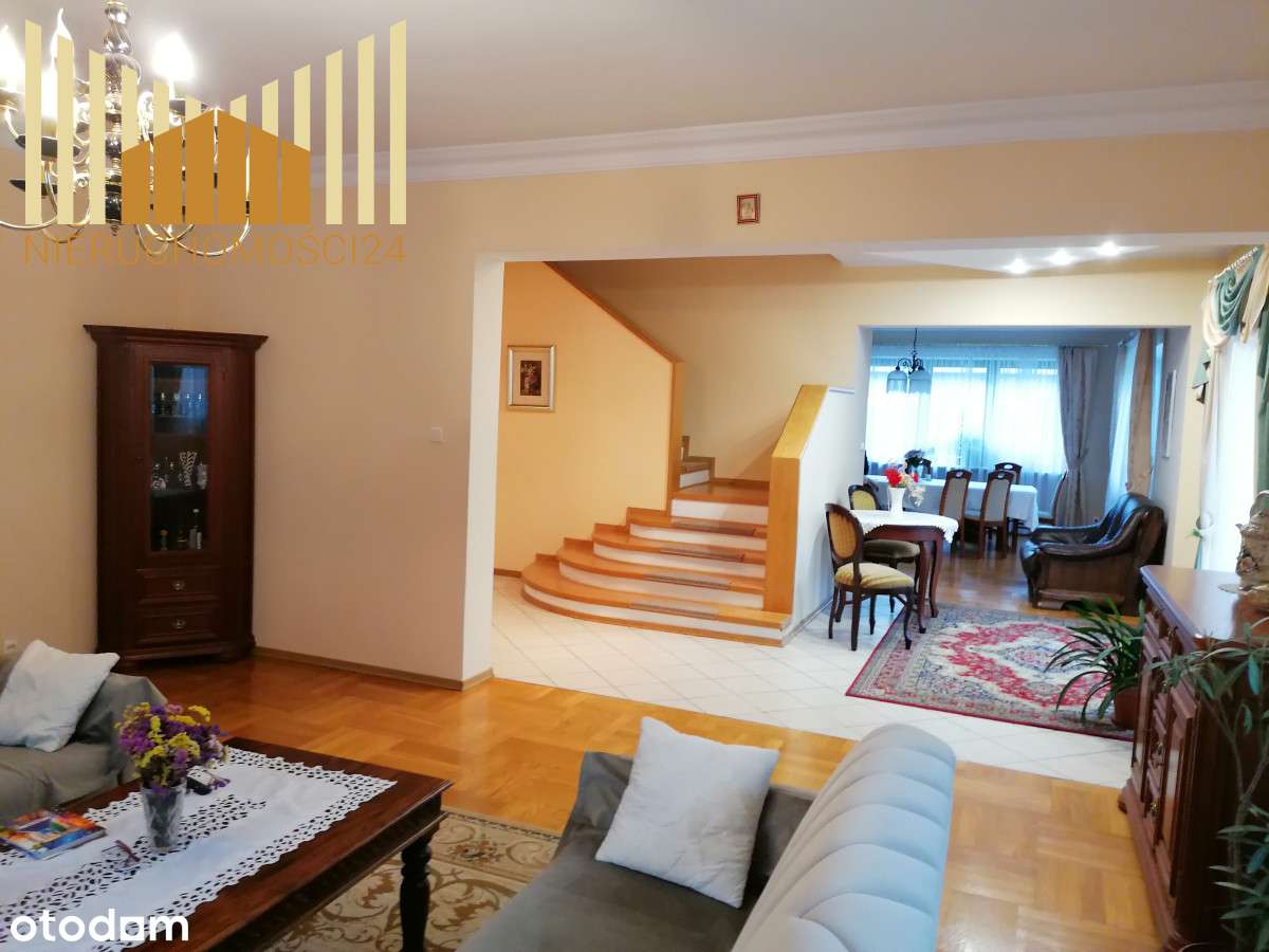 Ładny i funkcjonalny dom w cichej okolicy - Pełny obrazek: 2/20