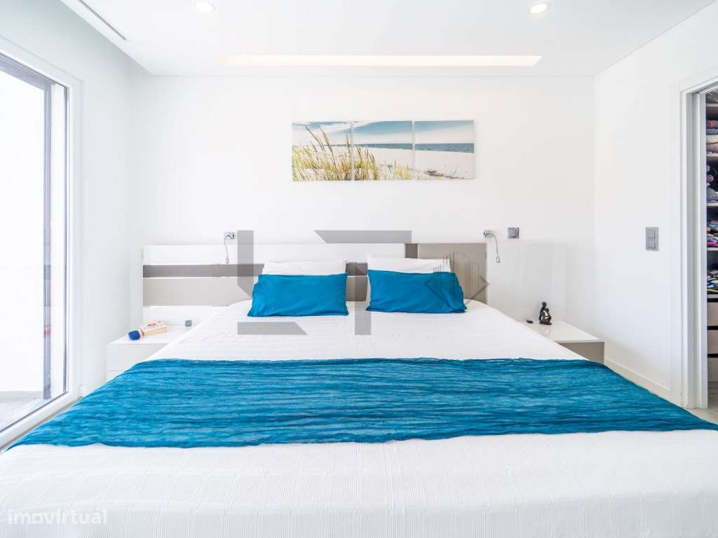 Moradia T4 Smart Home com Piscina, para Venda na Aroeira, Charneca ...-36