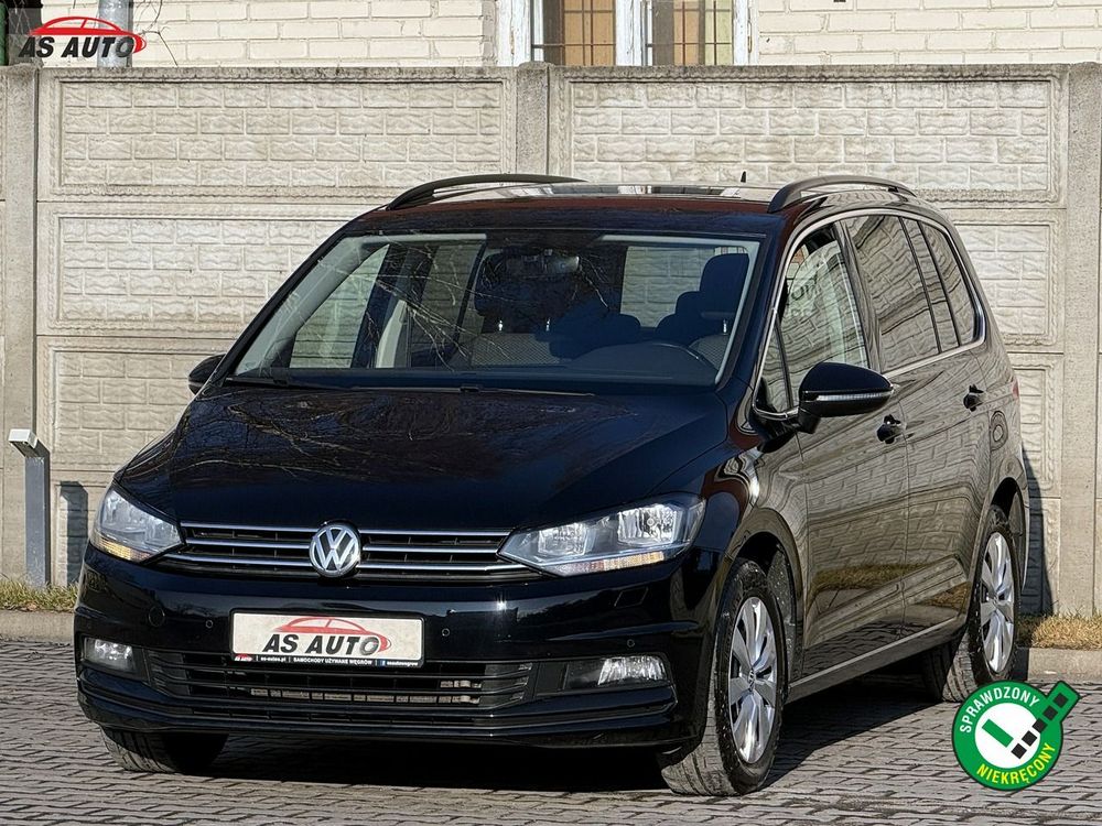 Volkswagen Touran III (2015-) 1.6 TDI SCR DSG IQ.DRIVE 2018