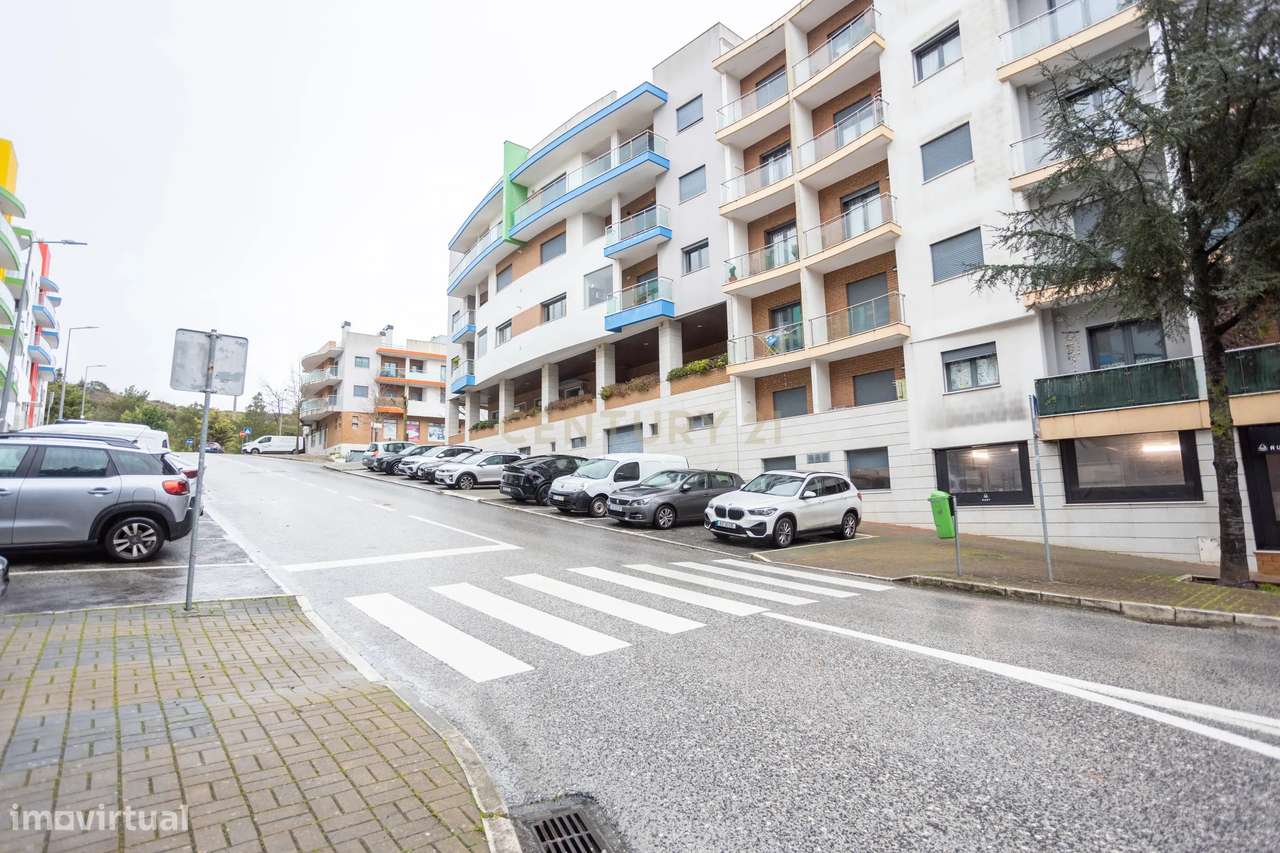 Apartamento T2 Jardim da Amoreira - Grande imagem: 3/24