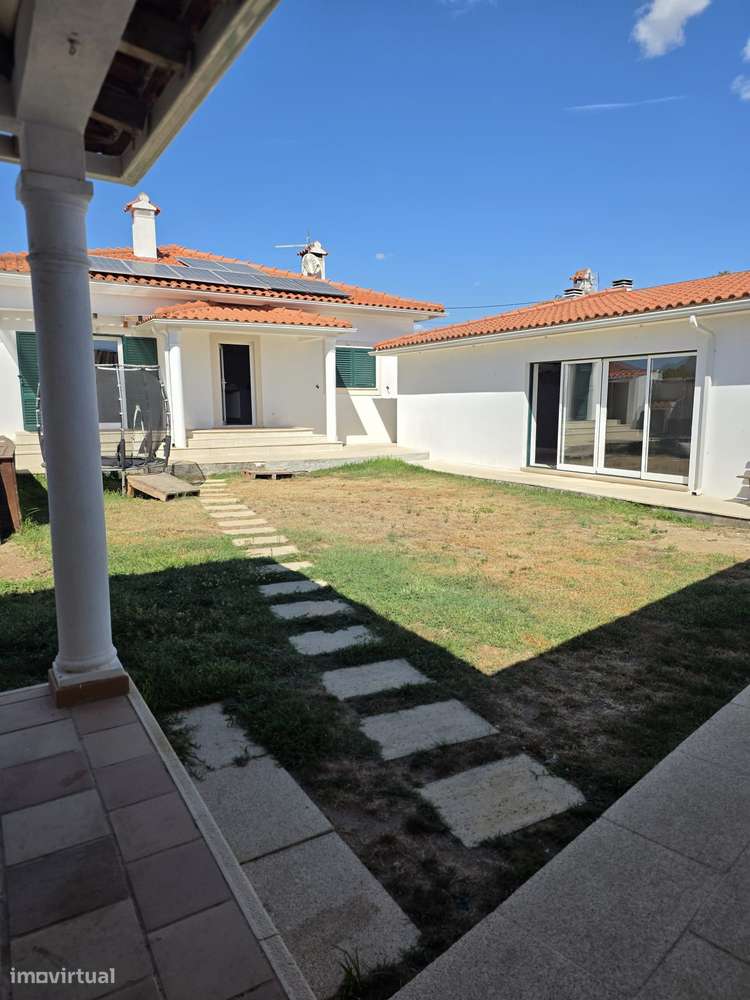 PORTUGAL ** Torres Novas | Alcorochel – Moradia Térrea V3-34